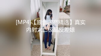 居家轻熟少妇可以满足小男生对少妇壹切幻想,这黝黑沐洱还挺诱人,爱好少妇的有福了